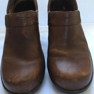 Ariat brown leather clogs, size 10